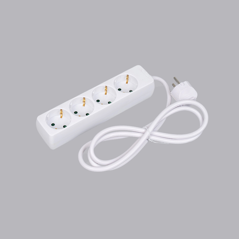 LOB-04 Regleta Multitoma de 4 vías con forma rectangular tipo alemán