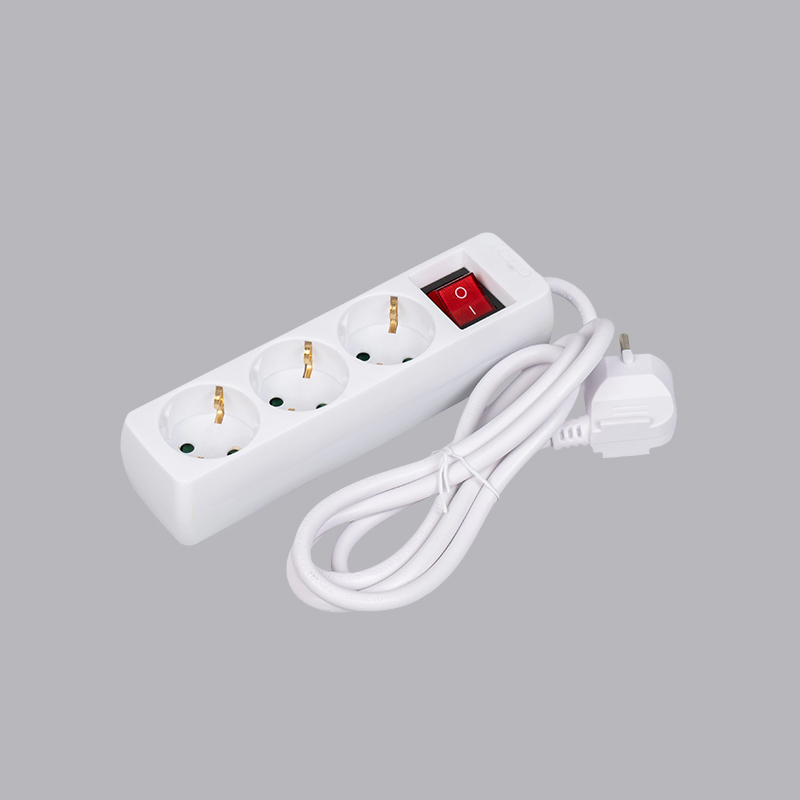 LOB-03K Regleta de 3 vías con interruptor, forma rectangular, tipo alemán, Multitoma