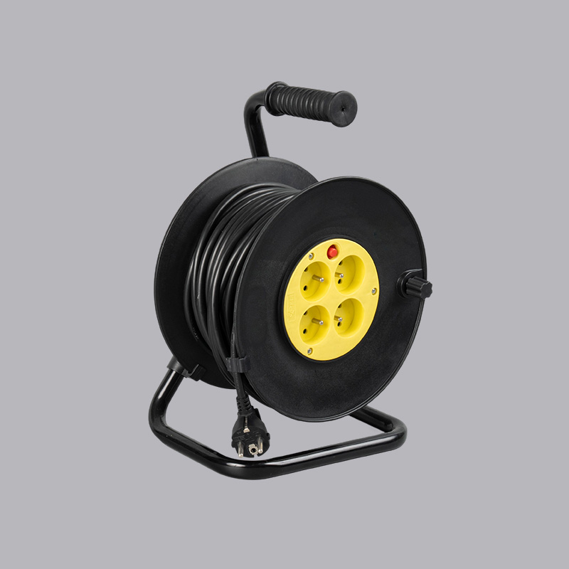 Carrete de cable de 50 m con estructura de hierro tipo francés F4R-50