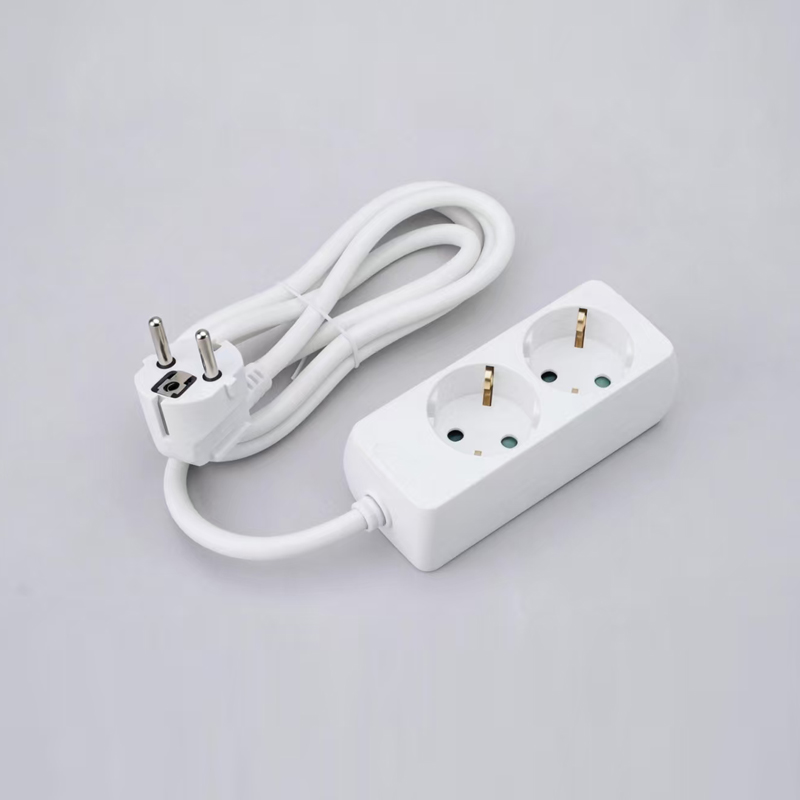 LOB-02 Regleta Multitoma de 3 vías con forma rectangular tipo alemán